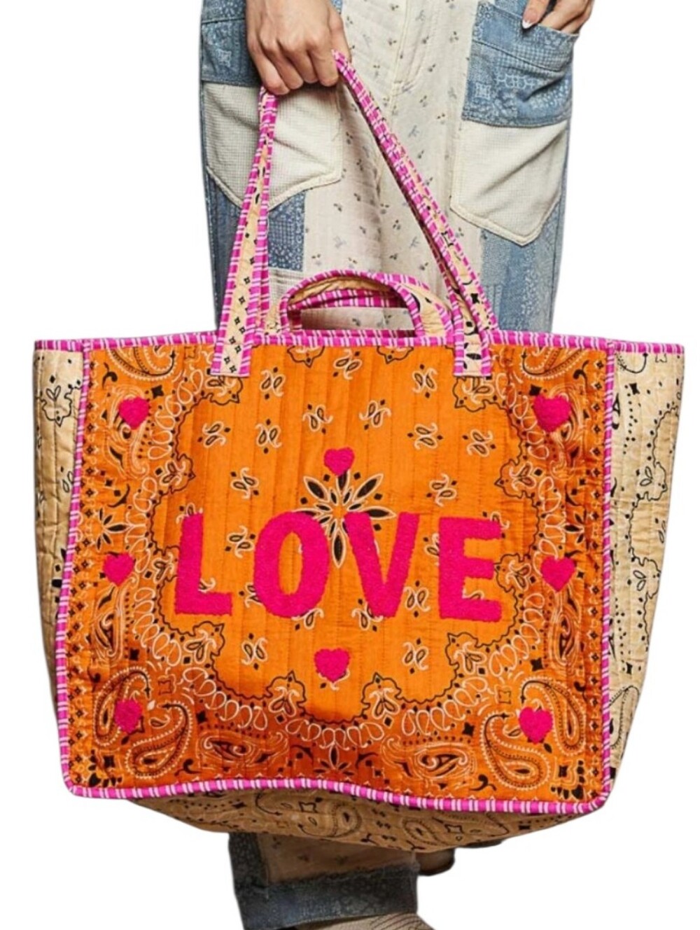 POL Clothing LOVE Bandana Quilted Tote Bag - Picture 5 of 16